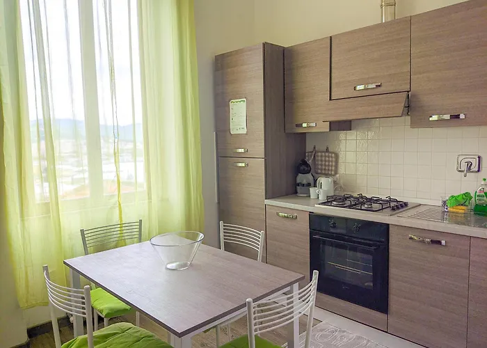 Apartman Perla Nera - Mytouristhome La Spezia